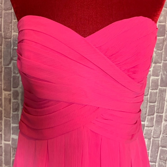 Short Crinkle Chiffon Dress With Front Cascade - Picture 3 of 9